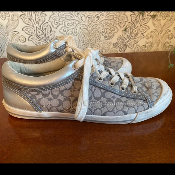 COACH Sneakers - Picture 1 of 5